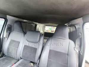 Toyota HiAce 2010 White