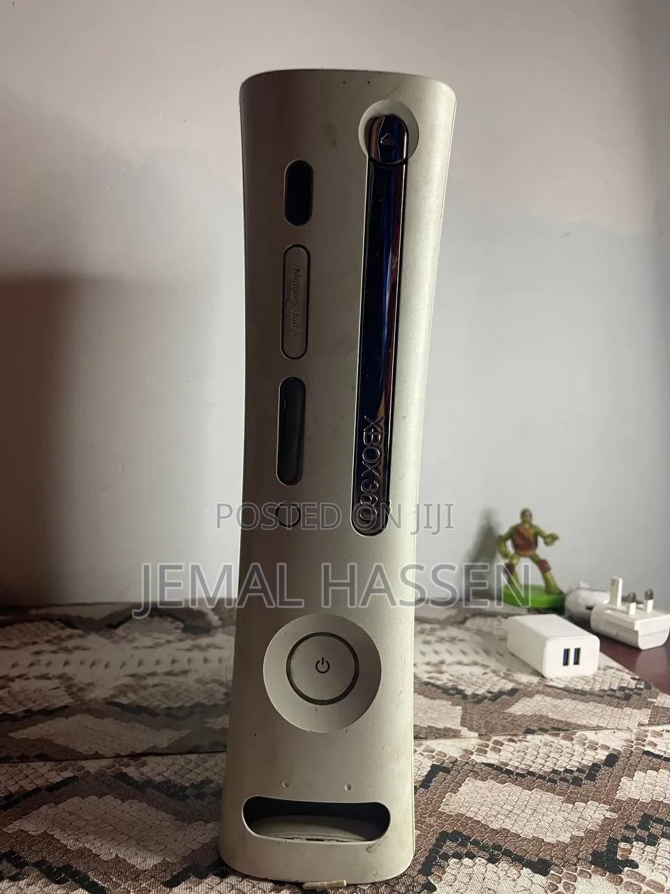 Xbox 360 360gb With Original Adapter Cables