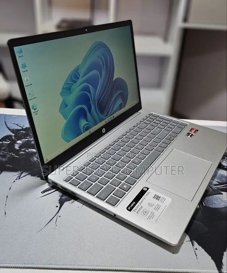 New Laptop HP Stream Notebook 16GB AMD Ryzen 5 SSD 256GB