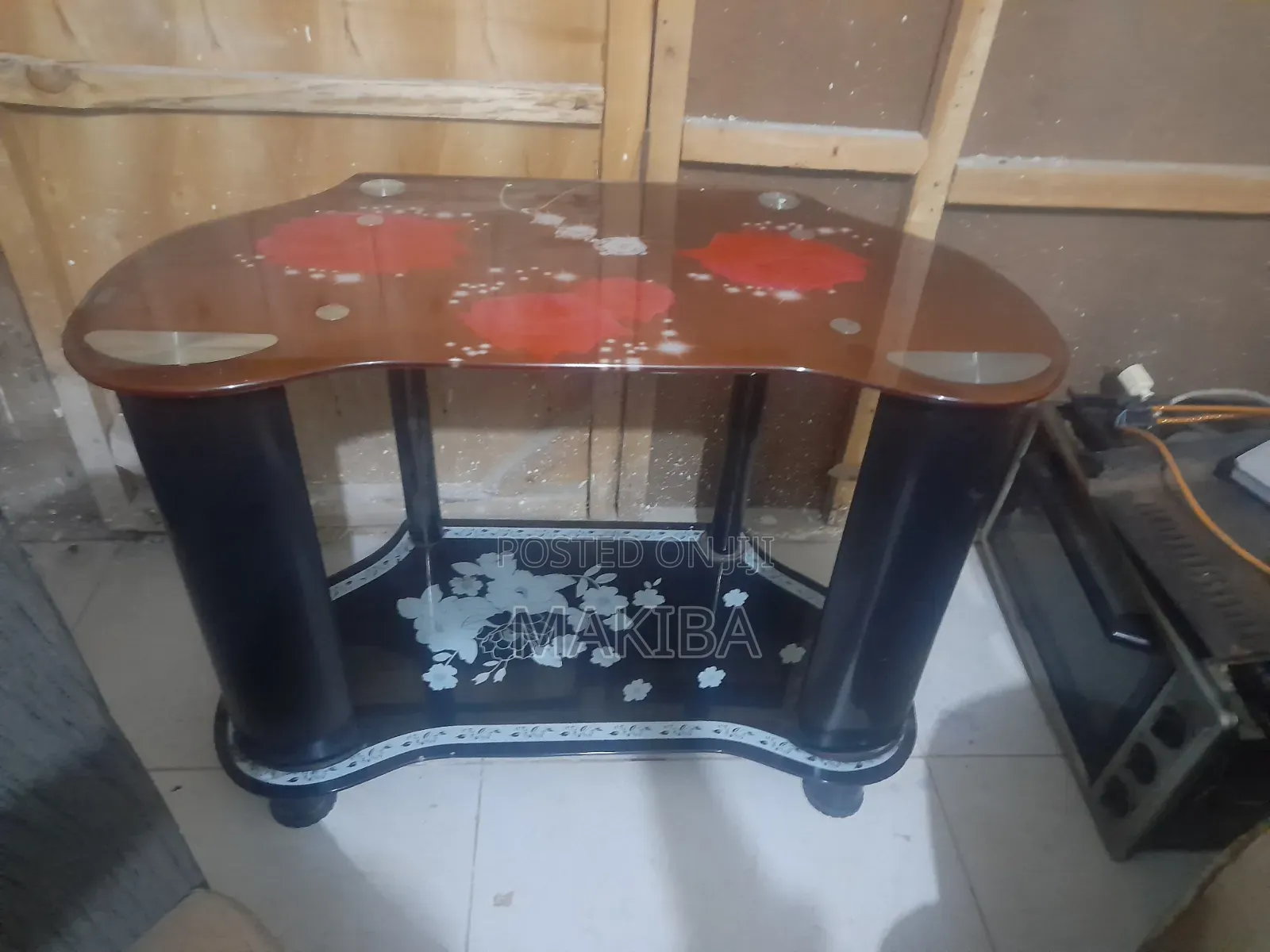Tv Stand Tempered Glass