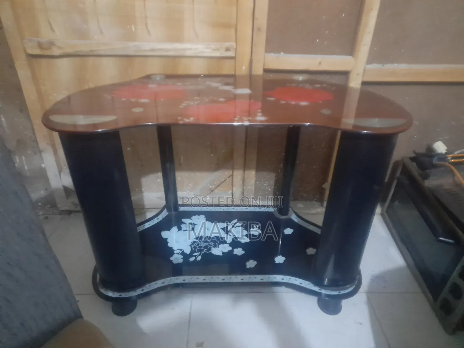 Tv Stand Tempered Glass