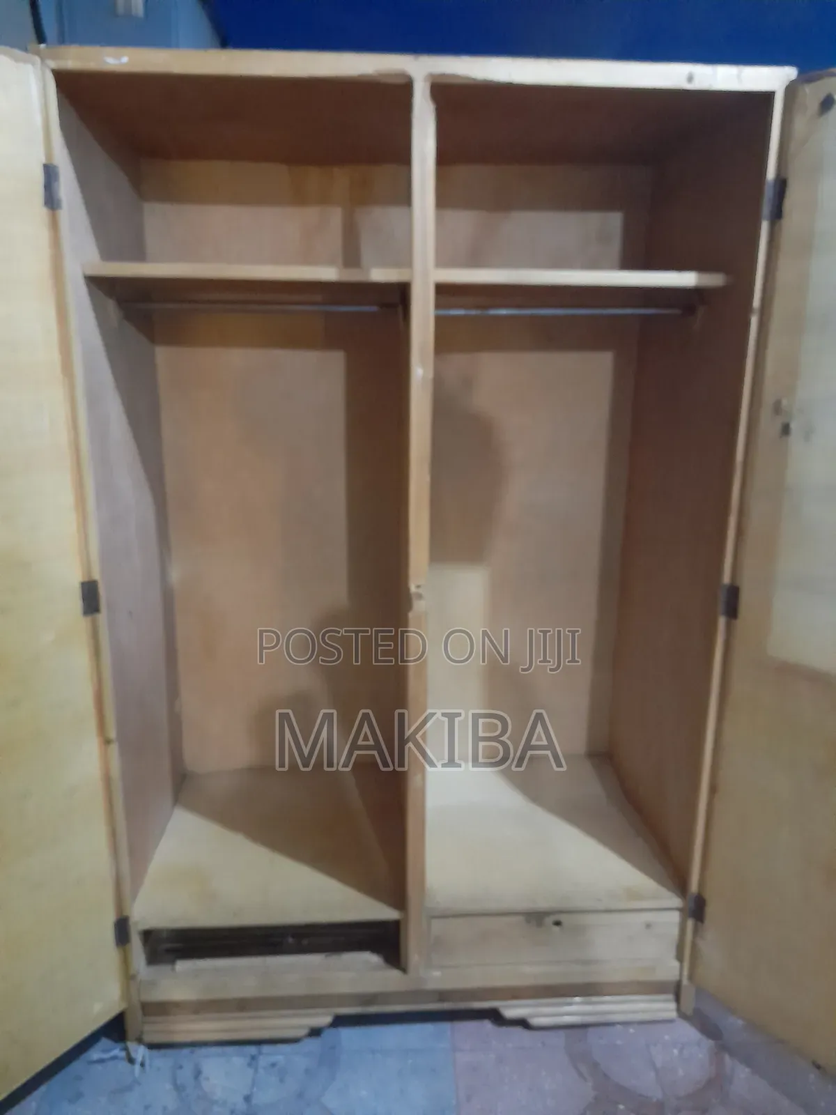 ቁምሳጥን 120cm