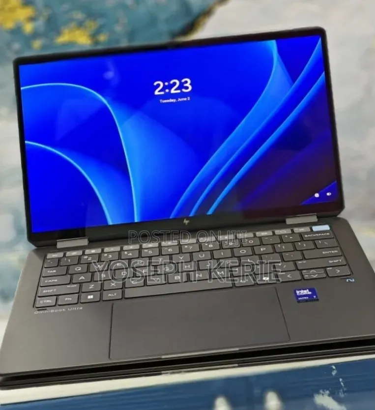 New Laptop HP OmniBook Ultra Flip 14" 16GB Intel Core Ultra 7 SSD 1T