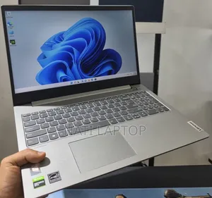 New Laptop Lenovo 16GB Intel Core i5 SSD 512GB
