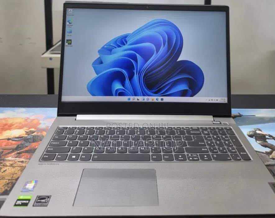 New Laptop Lenovo 16GB Intel Core i5 SSD 512GB