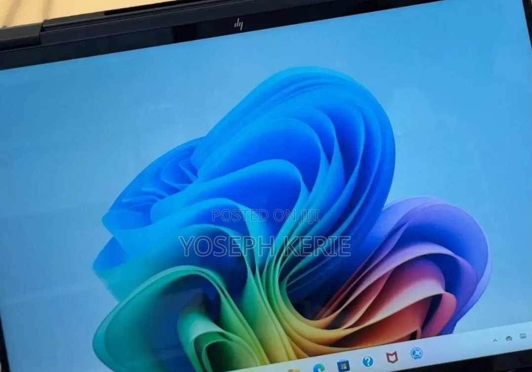 New Laptop HP OmniBook X Flip 16" 16GB Intel Core Ultra 7 SSD 1T