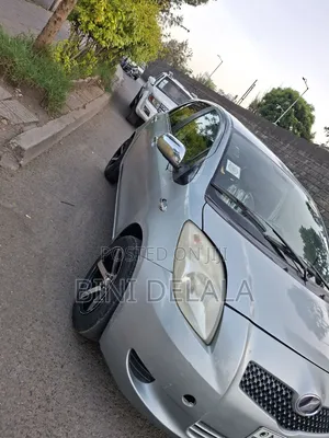 Toyota Yaris 2007 Gray