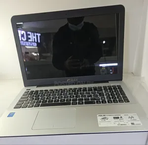 Laptop Asus VivoBook 15 X510UQ 8GB Intel Core i7 HDD 750GB