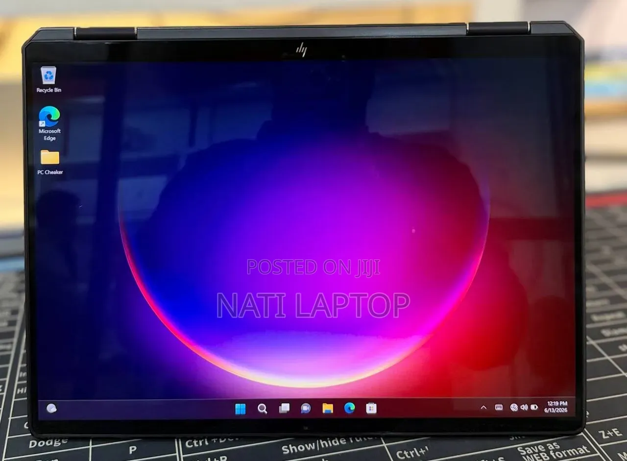 New Laptop HP Spectra 13 16GB Intel Core i7 SSD 1T