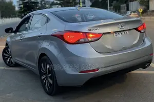 Hyundai Avante 2015 Gray
