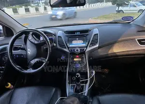 Hyundai Avante 2015 Gray