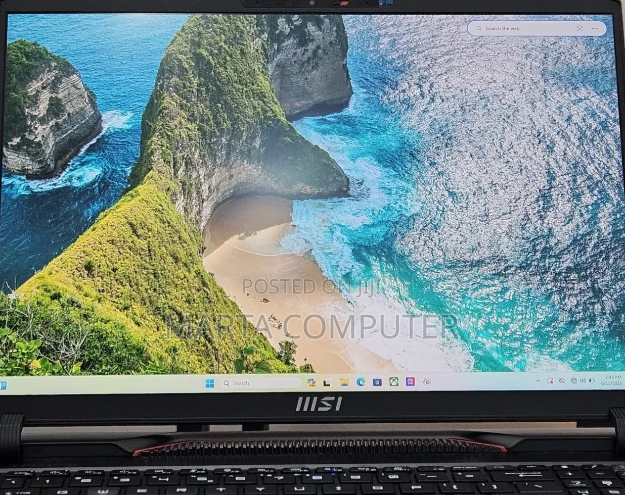 New Laptop MSI Crosshair 15 4GB Intel Core i9 SSD 1T
