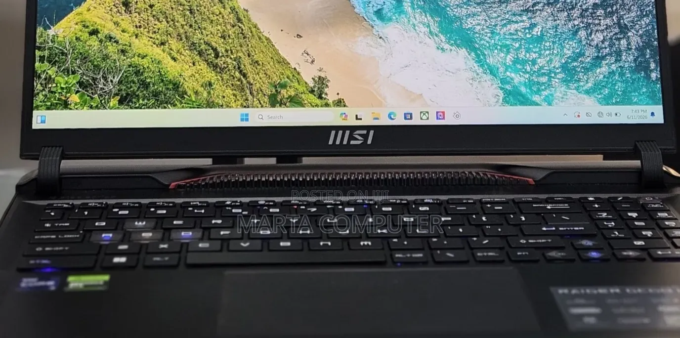 New Laptop MSI Crosshair 15 4GB Intel Core i9 SSD 1T