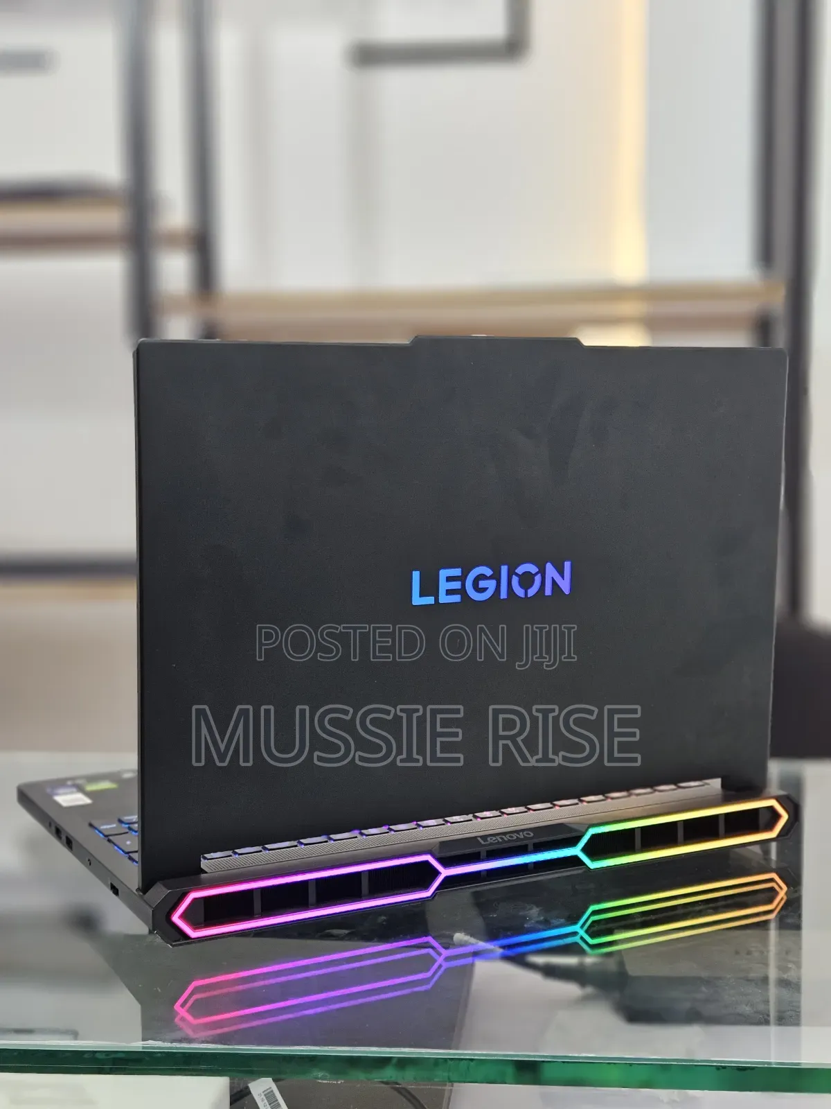 New Laptop Lenovo Legion 7 32GB Intel Core Ultra 9 SSD 1T