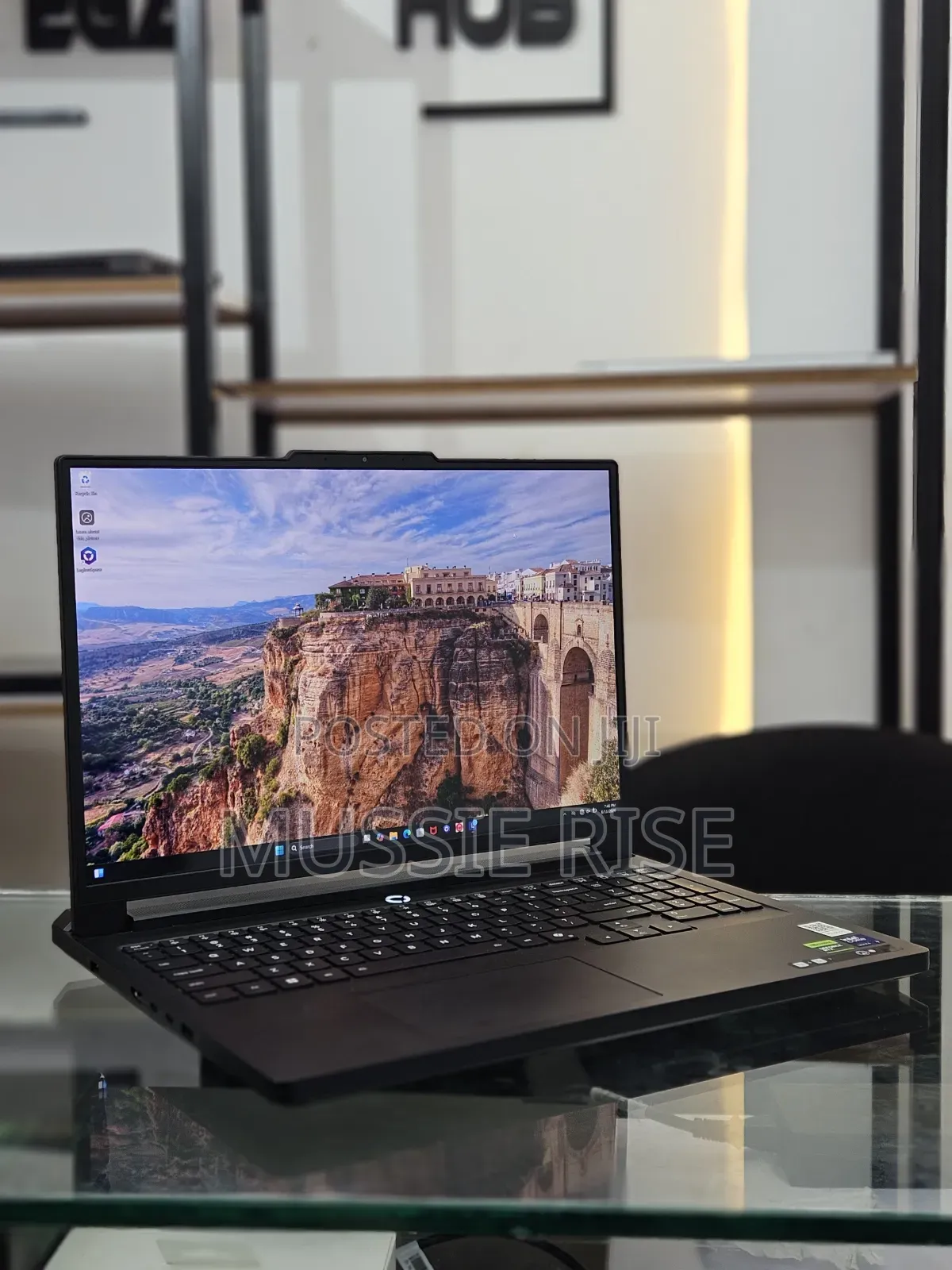 New Laptop Lenovo Legion 7 32GB Intel Core Ultra 9 SSD 1T