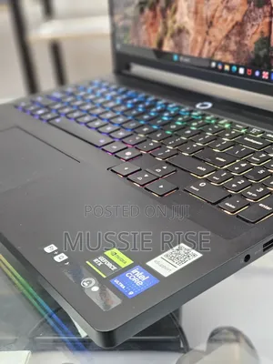 New Laptop Lenovo Legion 7 32GB Intel Core Ultra 9 SSD 1T