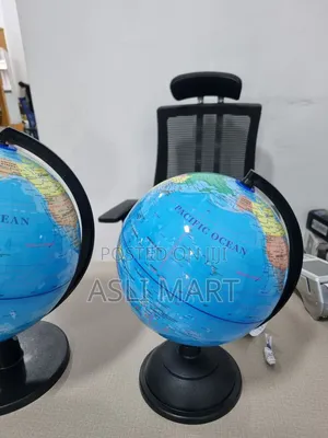 World Globe 25cm and 20cm