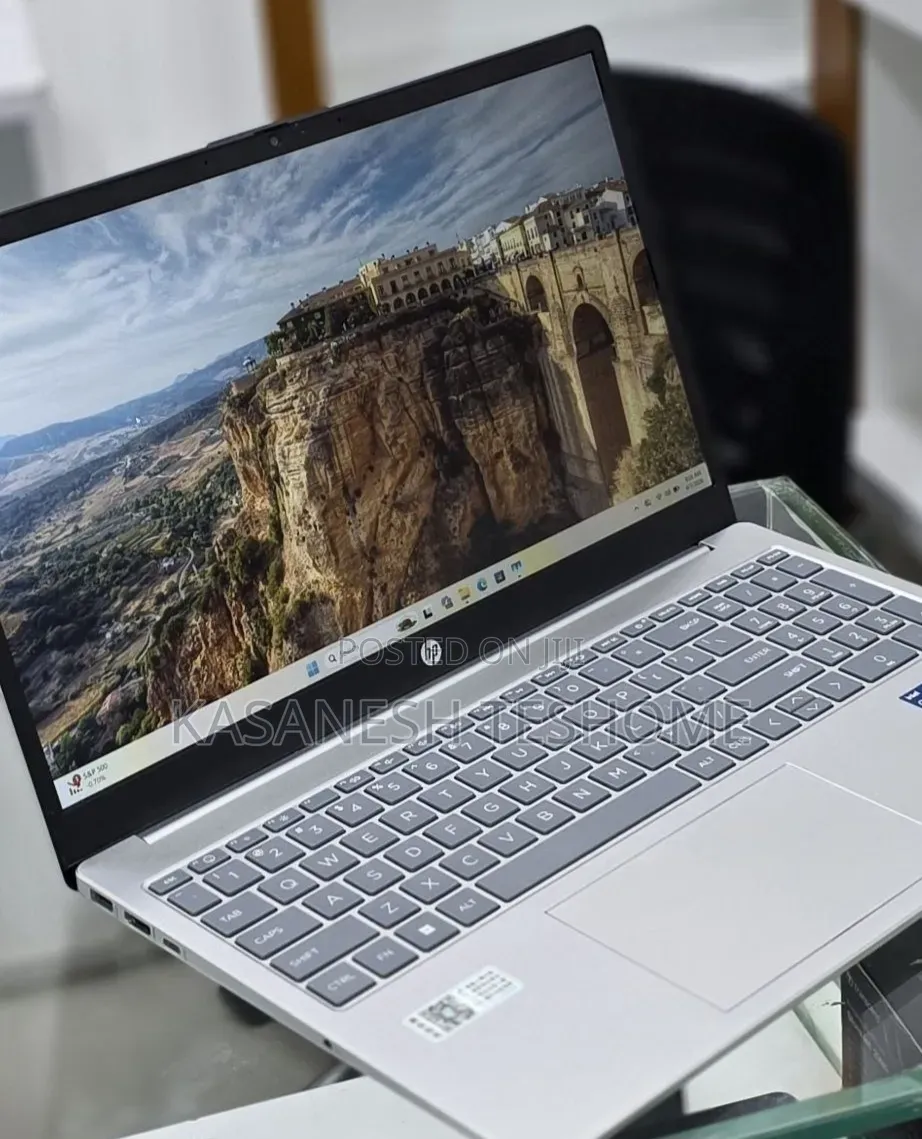 New Laptop HP Stream Notebook 16GB Intel Core i7 SSD 1T