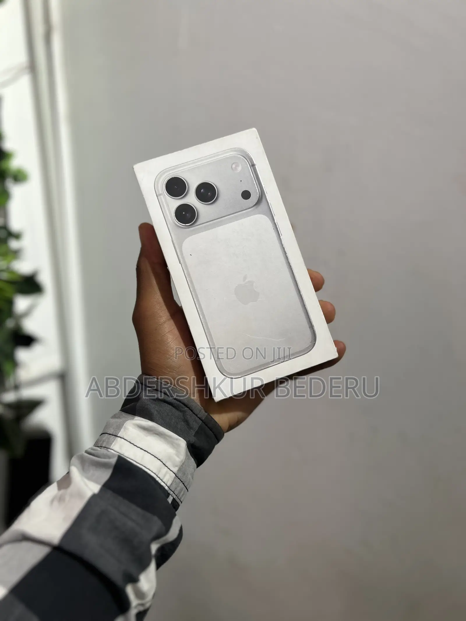 New Apple iPhone 17 Pro 256 GB Silver