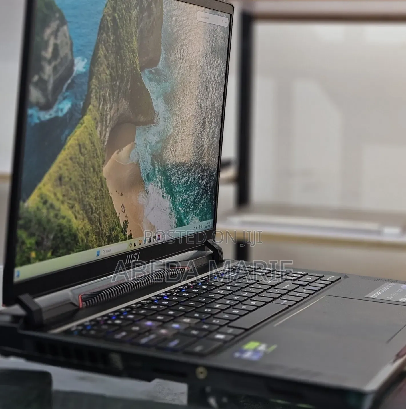 New Laptop MSI Vector 16 HX AI A2XWIG 32GB Intel Core i9 SSD 1T