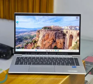 New Laptop HP EliteBook 840 G8 16GB Intel Core i5 SSD 512GB