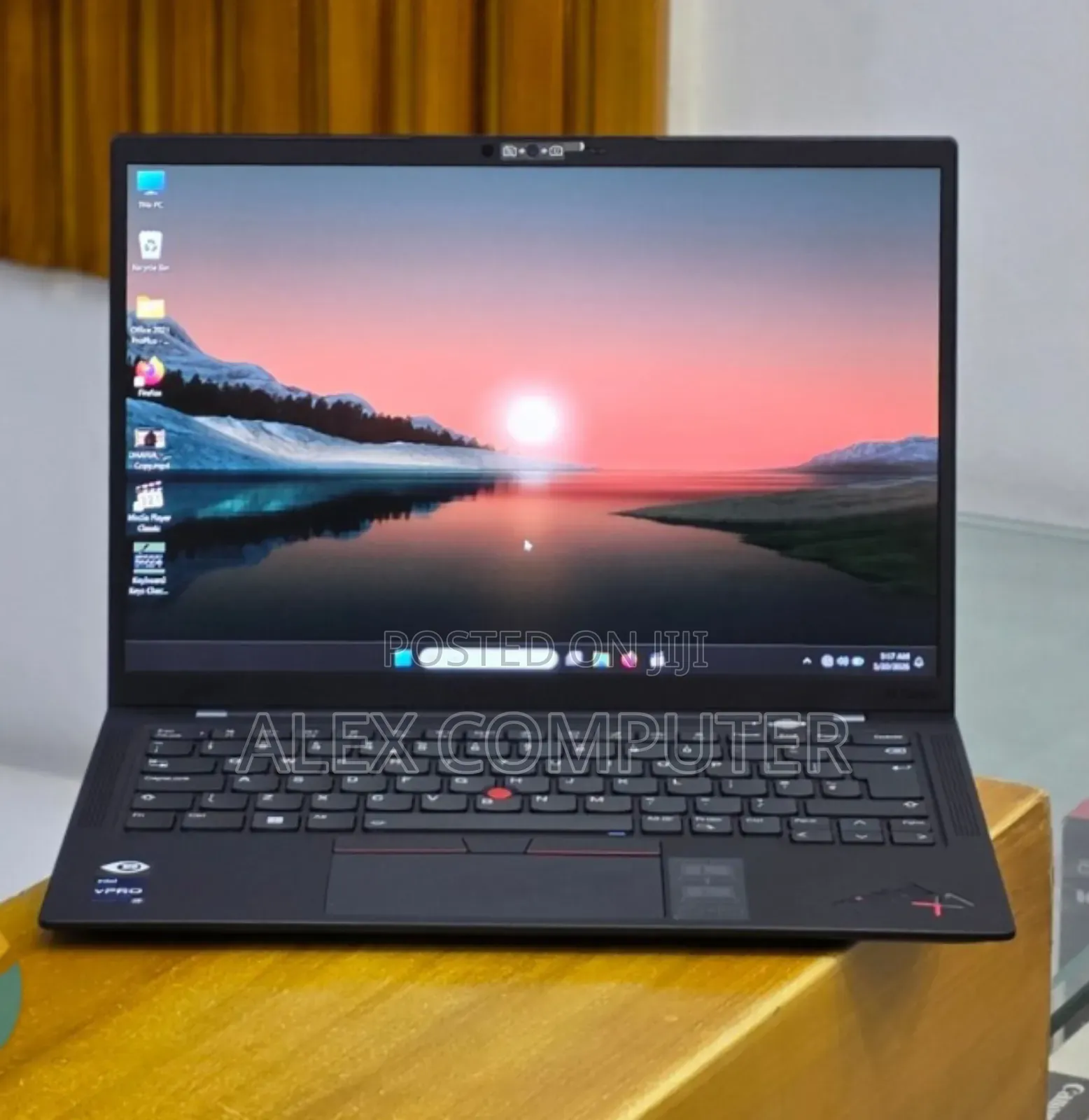 New Laptop Lenovo ThinkPad X1 Carbon 16GB Intel Core i7 SSD 512GB