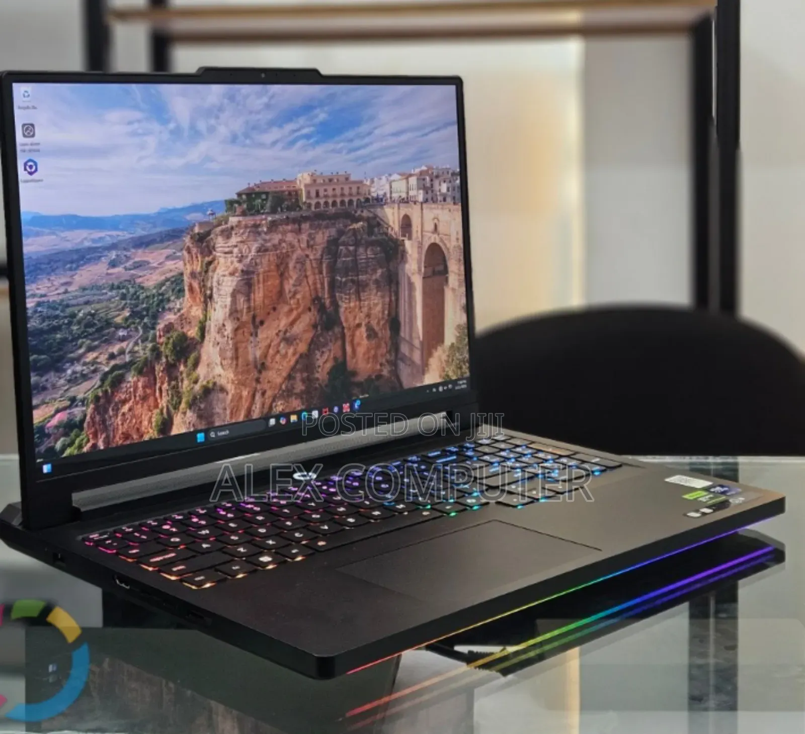 New Laptop Lenovo Legion Pro 7 32GB Intel Core Ultra 9 SSD 1T