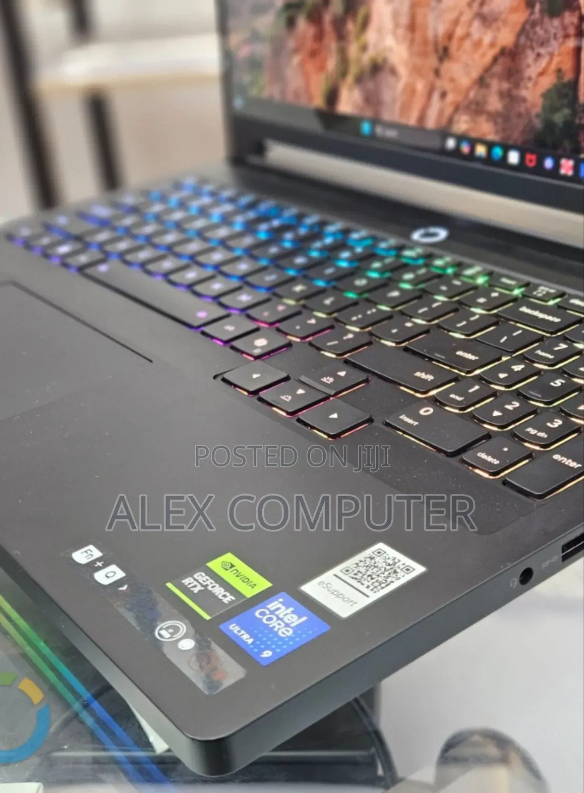 New Laptop Lenovo Legion Pro 7 32GB Intel Core Ultra 9 SSD 1T