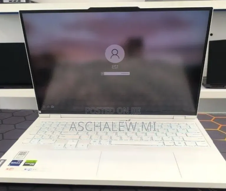 New Laptop Lenovo 16GB Intel Core i9 SSD 1T