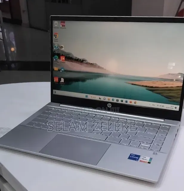 New Laptop HP 16GB Intel Core i5 SSD 512GB
