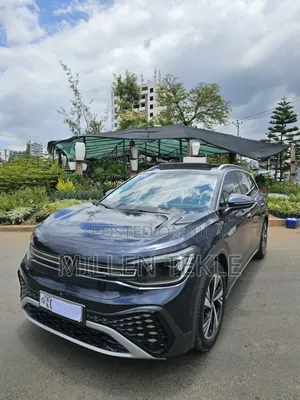 Volkswagen Tiguan 2022 Black