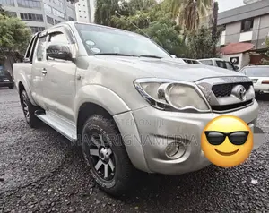 Toyota Hilux 2009 Silver