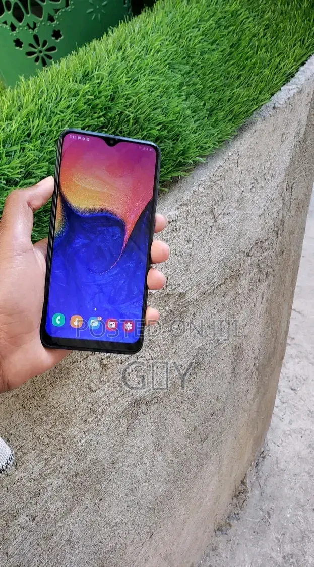 New Samsung Galaxy A10 32 GB Blue