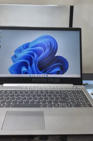 New Laptop Asus 16GB Intel Core i7 SSD 512GB
