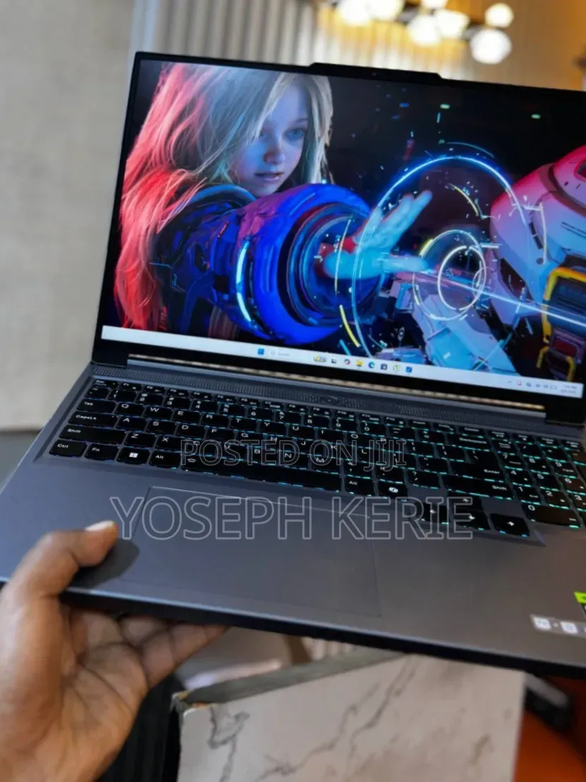 New Laptop Lenovo Legion 5 32GB Intel Core Ultra 9 SSD 1T