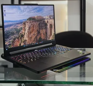 New Laptop Lenovo Legion Pro 7 32GB Intel Core Ultra 9 SSD 1T