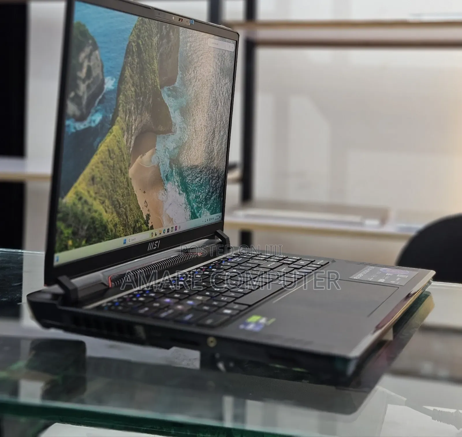 New Laptop MSI 32GB Intel Core i9 SSD 1T
