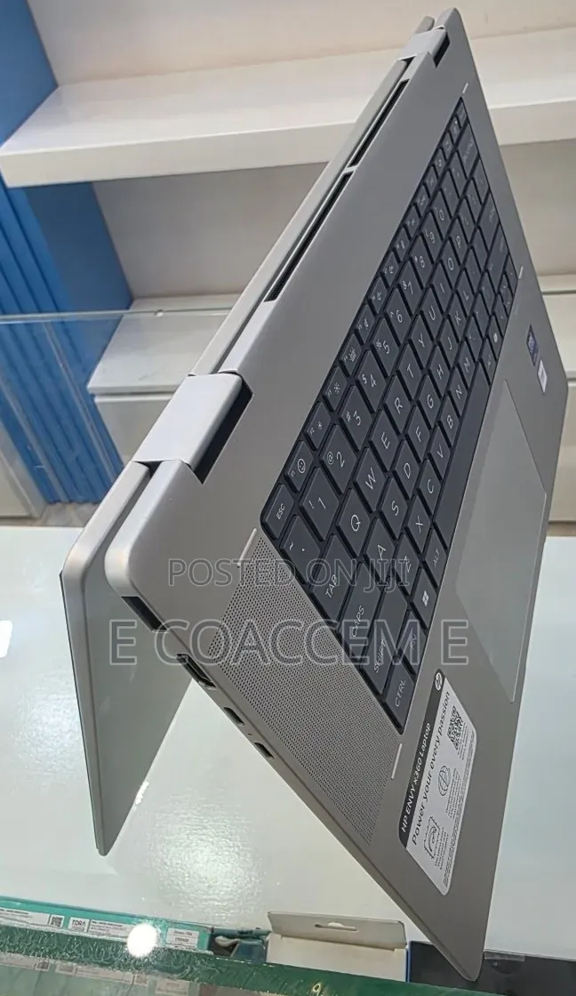 New Laptop HP 16GB Intel Core Ultra 7 SSD 1T