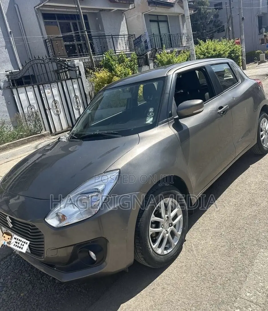 Suzuki Swift 2021 Gray