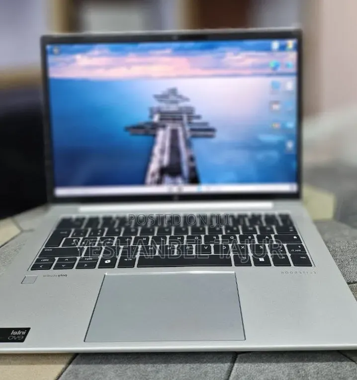 New Laptop HP EliteBook 840 G11 16GB Intel Core Ultra 7 SSD 512GB