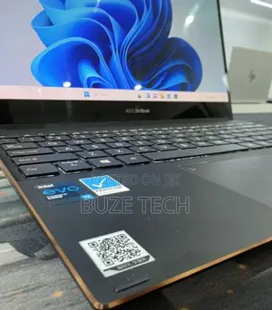 New Laptop Asus ZenBook Flip UX360CA 16GB Intel Core i7 SSD 512GB