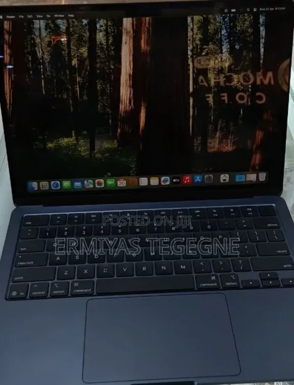 New Laptop Apple MacBook 16GB Apple M1 SSD 256GB