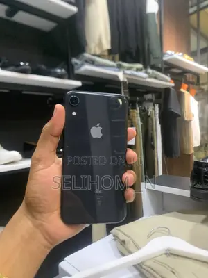Apple iPhone XR 64 GB Black