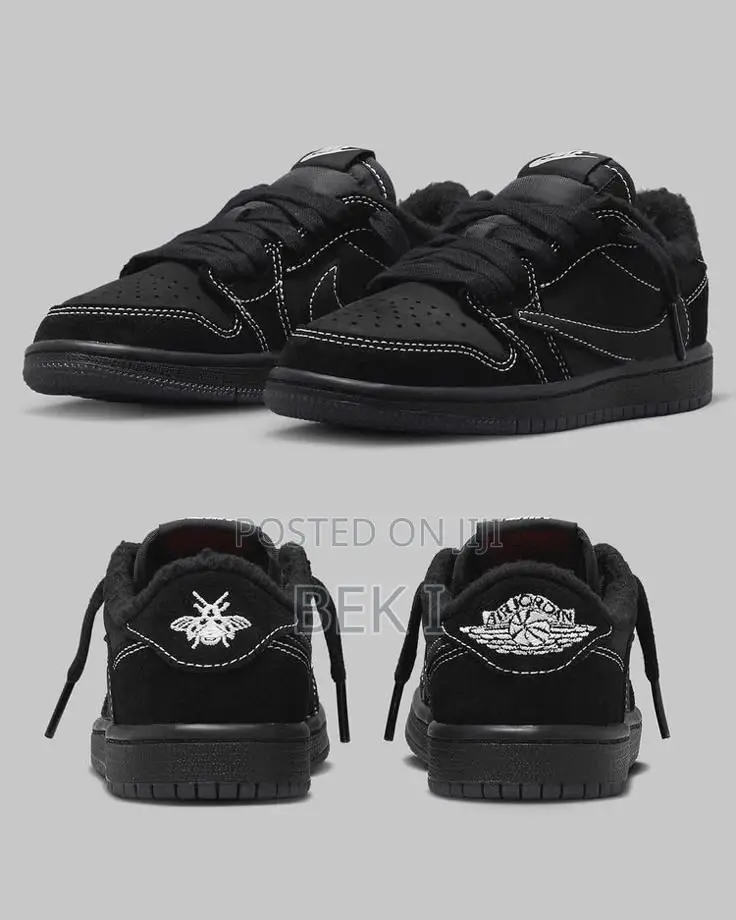 Jordan 1 Travis Scott