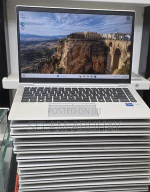 New Laptop HP EliteBook 840 G8 16GB Intel Core i7 SSD 512GB