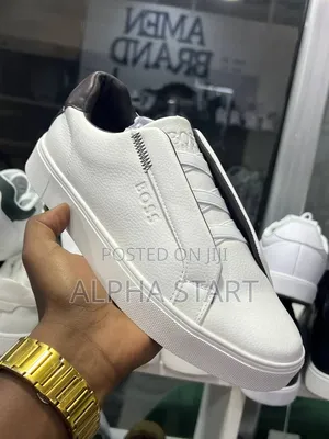 Boss Uig White High Master Quality Smooth Flat Lather Shoes for Man's