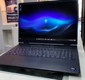 New Laptop Alienware 16x Aurora 32GB Intel Core i9 SSD 1T