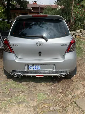 Toyota Yaris 2009 Silver