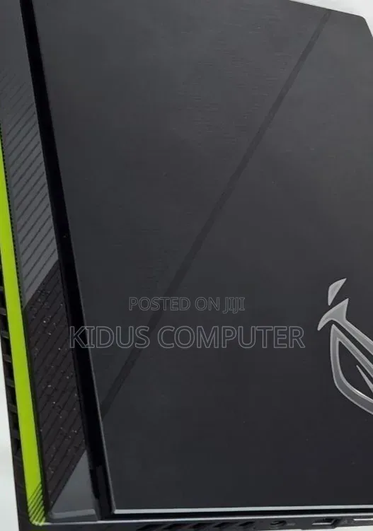 New Laptop Asus ROG Strix G15 16GB Intel Core i9 SSD 1T