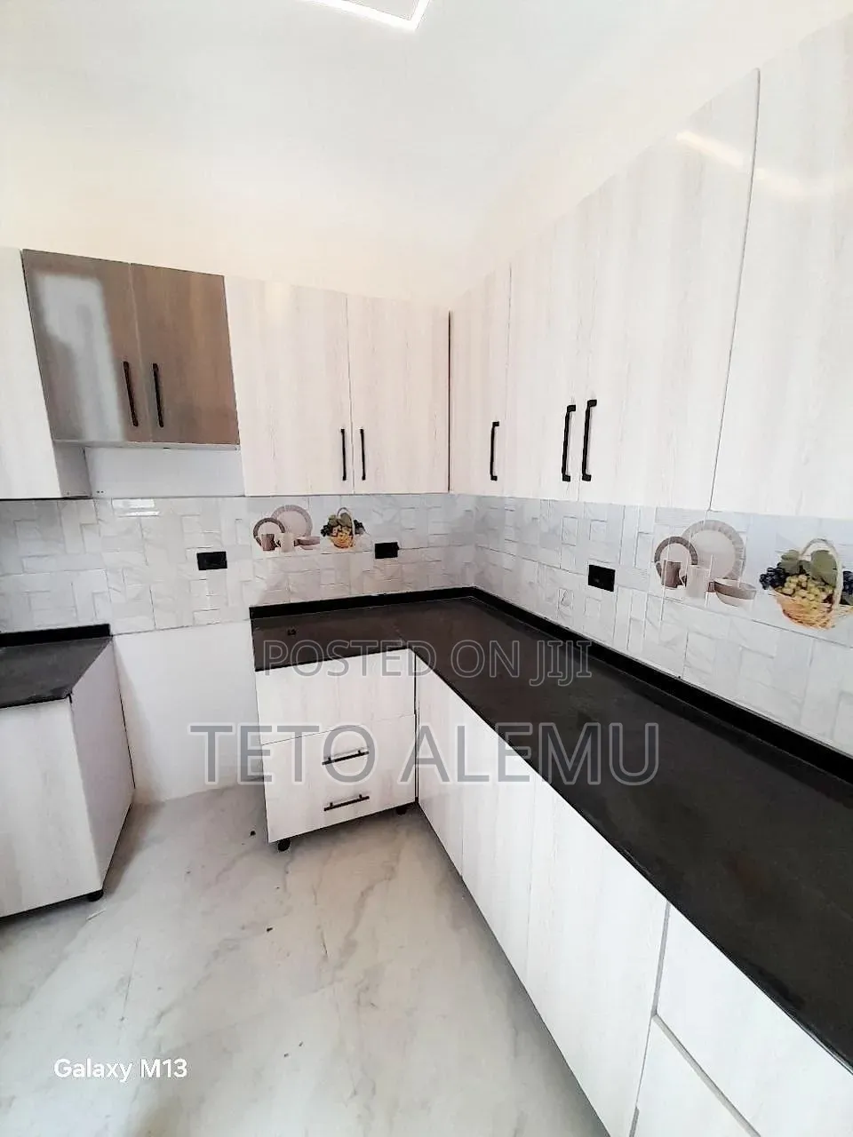 Furnished 3bdrm Villa in ቦታ፦ አያት ዞን ውስጥ, Bole for sale